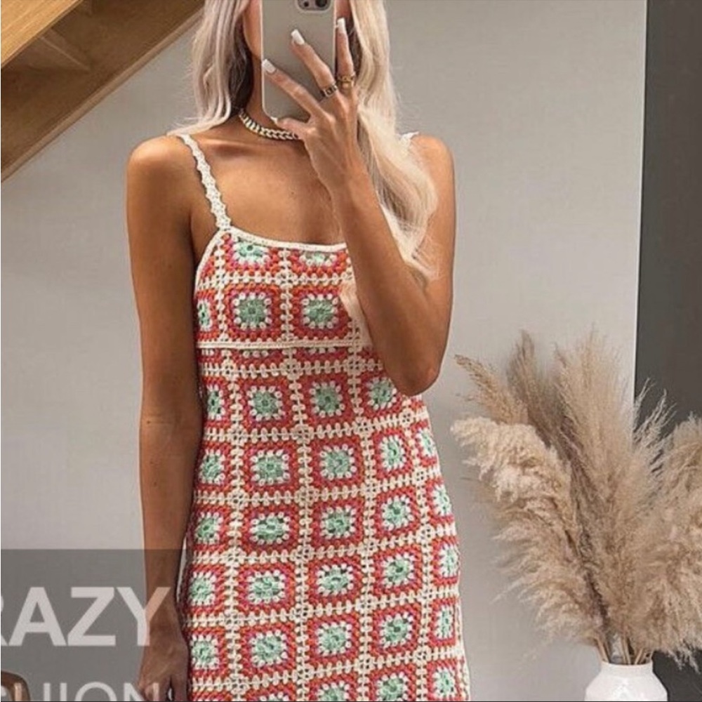 Zara Crochet Dress - Picture 2 of 7